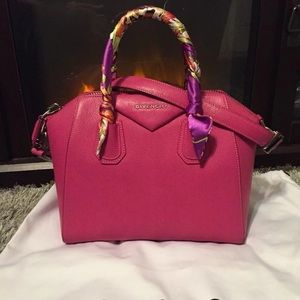 Small Givenchy Antigona